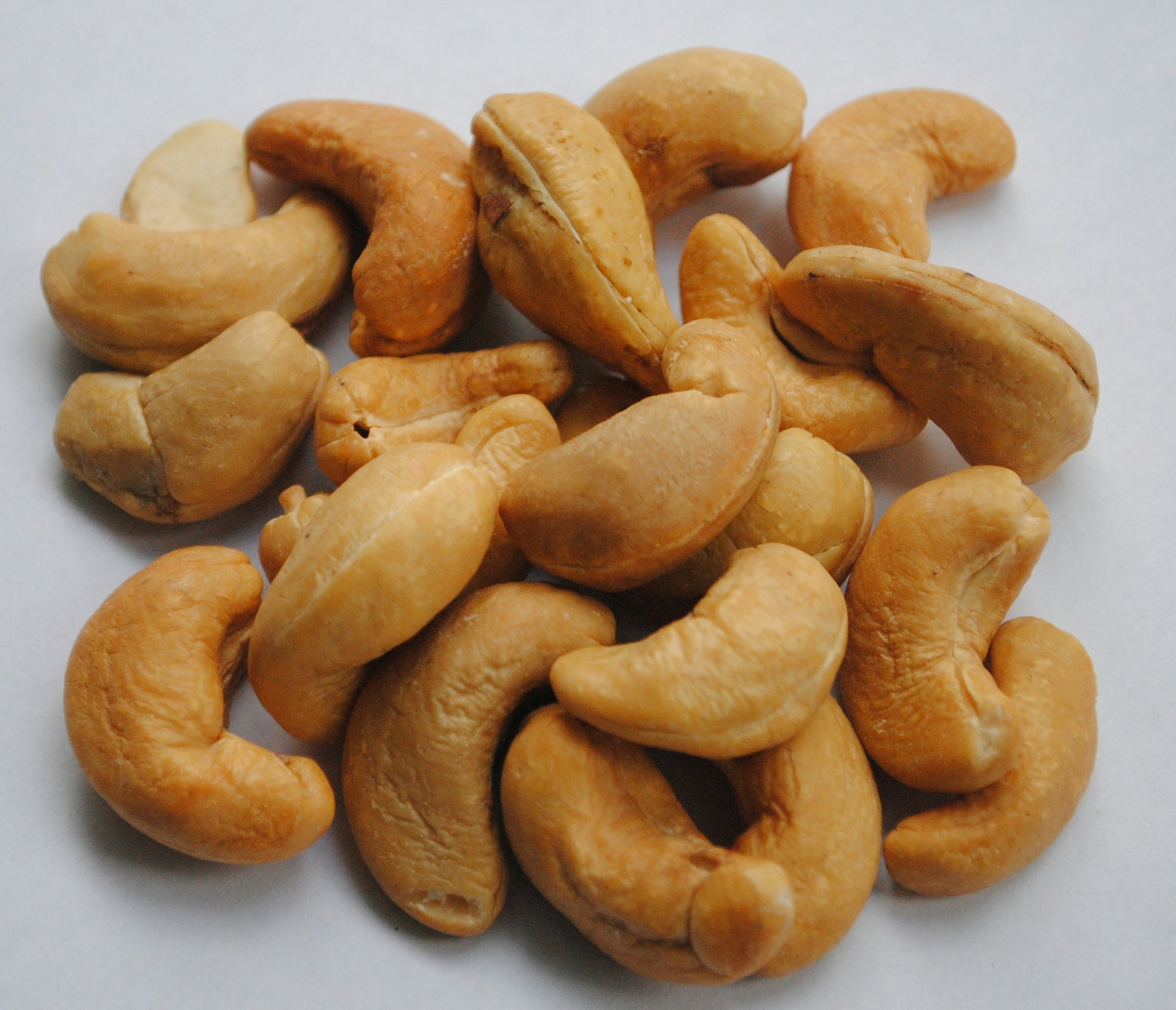 Cashew Nuts (Raw & Kernels)